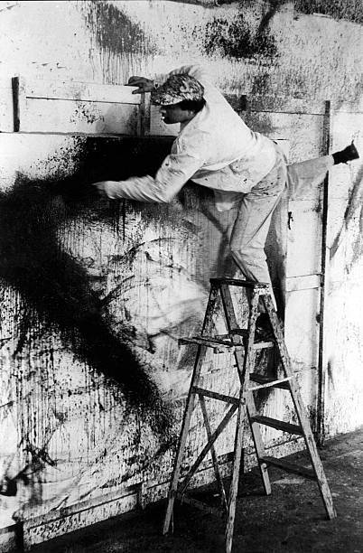 American Artist Norman Bluhm Paints 1961 OLD PHOTO
