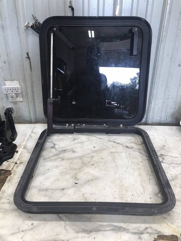 87 Conquest Power Play 230 Boat 20 x 20 in inch square hatch window