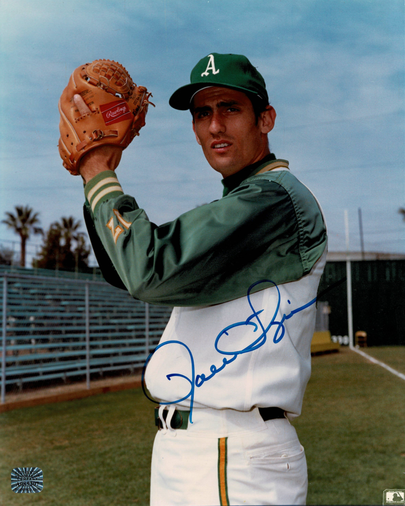 Rollie Fingers signed autographed 8x10 photo! RARE! AMCo COA! 9697
