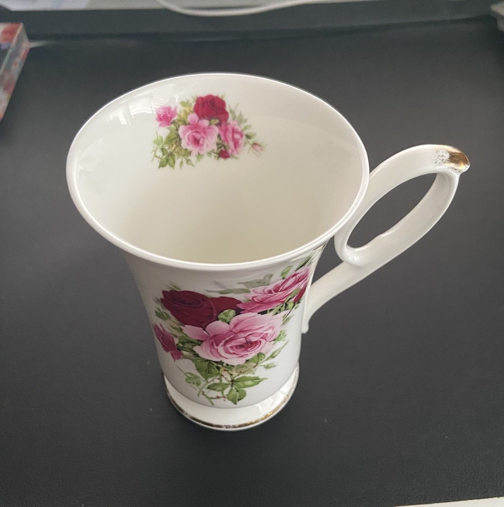 Royal Norcrest Fine Bone China porcelain Coffee/ Tea Mug Rose Flower