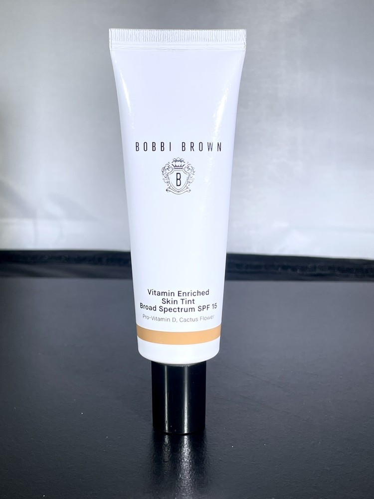 Bobbi Brown Vitamin Enriched Skin Tinted Moisturizer SPF15, Full Size, Golden #3