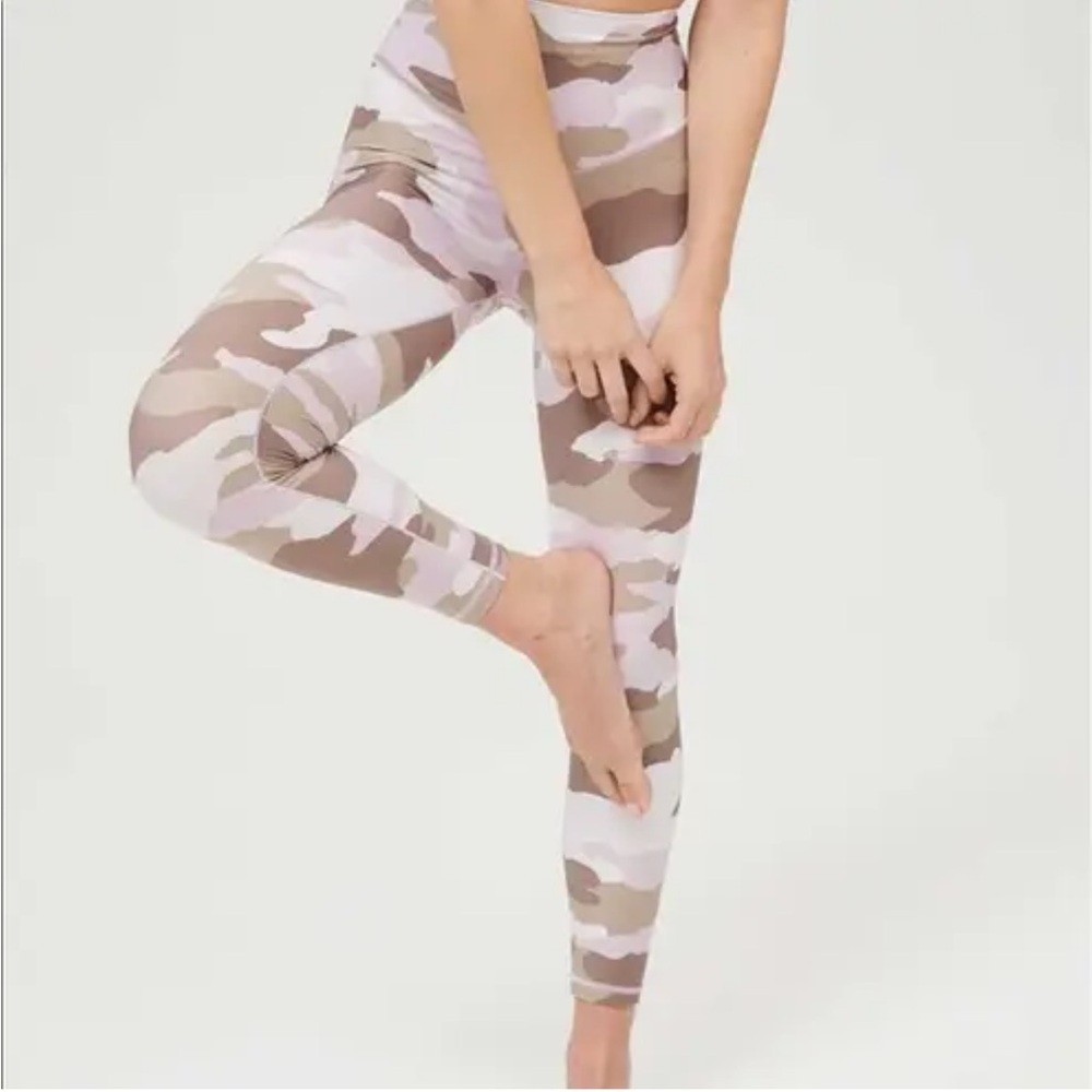 Aerie Real Me High Waisted Pink Brown Camo Leggings for Women - Medium