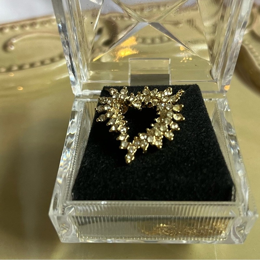 Gold Toned Diamond Heart Pendant Costume Jewelry New in Box