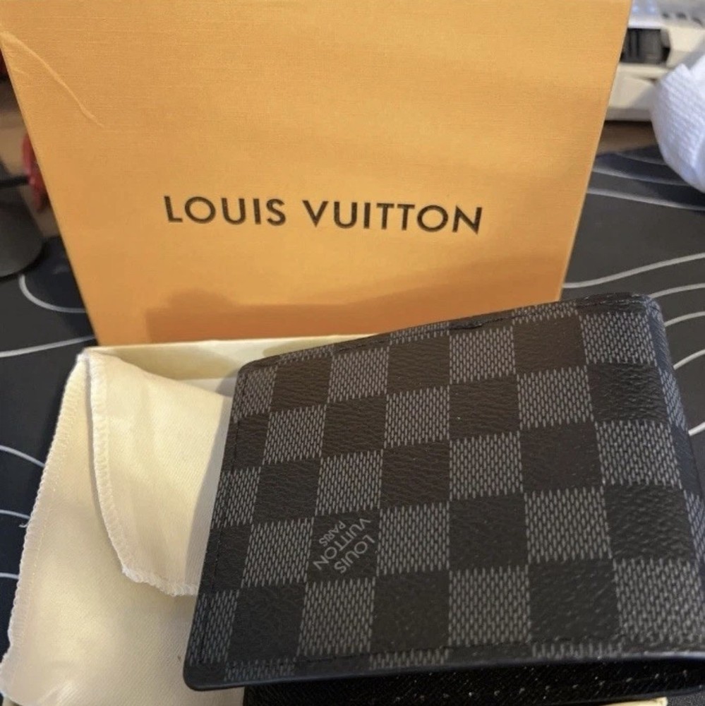 Louis Vuitton Slender LV Damier Black Bifold Men’s Wallet With Box