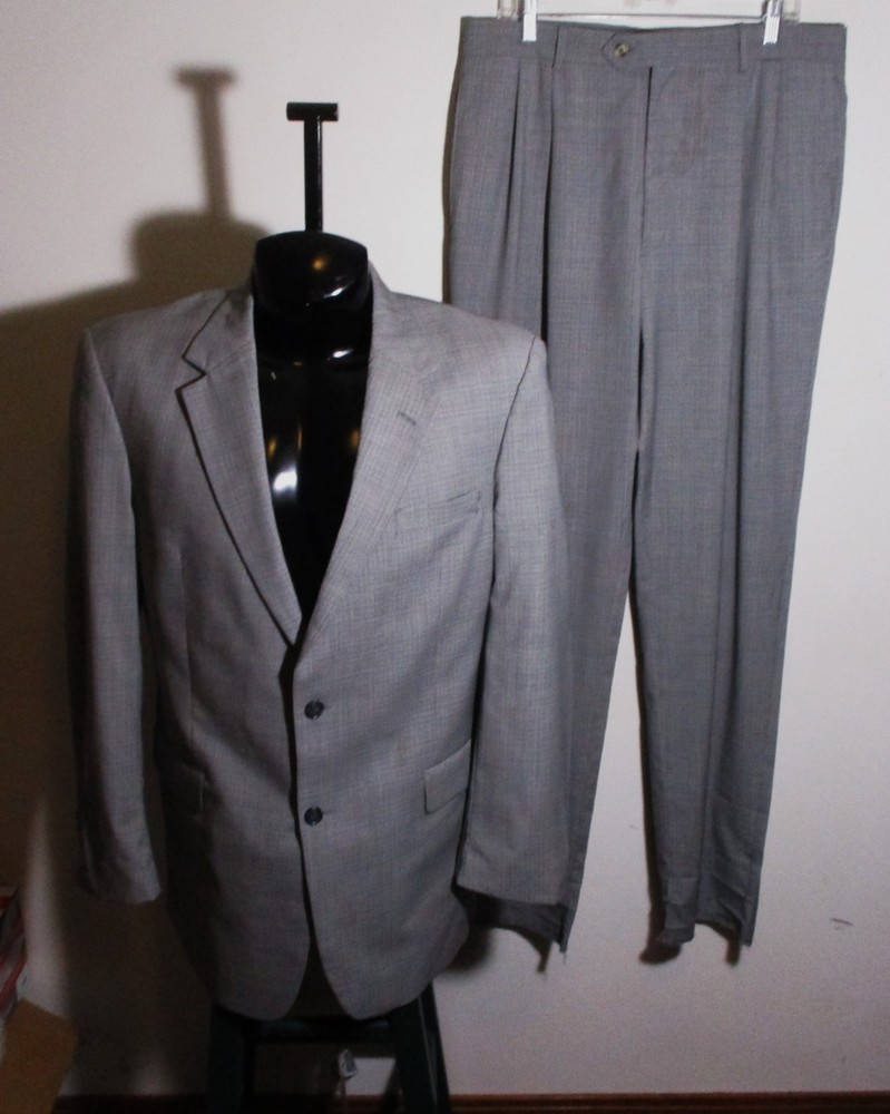 JOS. A. BANK Gray 100% Wool 2 Pc Suit Men's Size 43 Long, 35X34