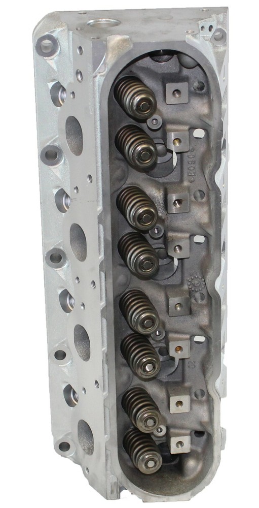 GM Chevy Silverado Suburban GMC Yukon 4.8 5.3 Cylinder Head Cast # 706 1999-2007