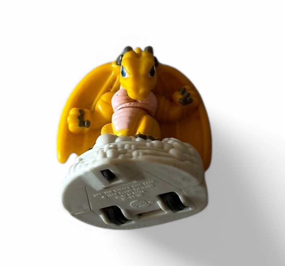 YuGiOh BK Kids Meal 1996 Baby Dragon Pull Back Action Figure Toy  