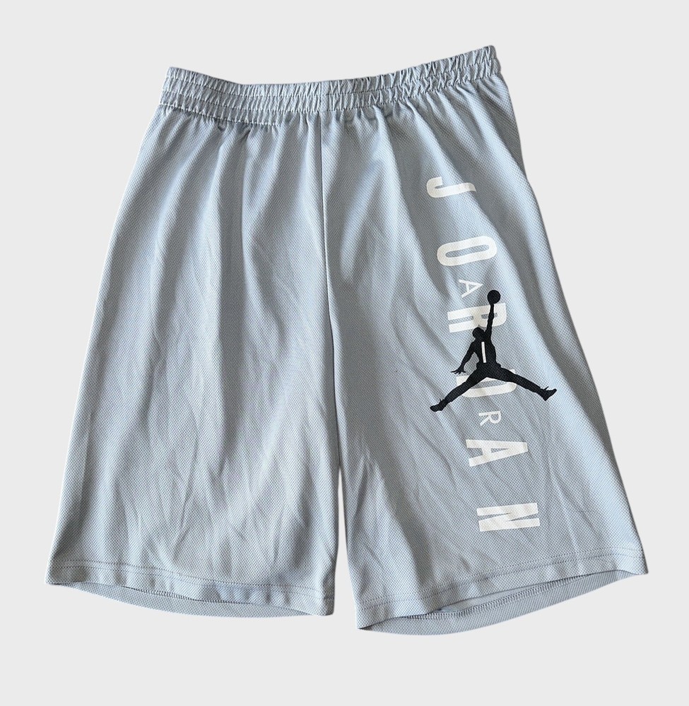 Nike Boy’s Size XL Air Jordan Vertical Mesh Basketball Shorts 13-15 Years