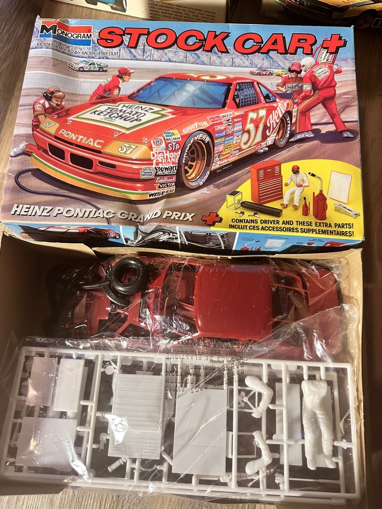 #45 Hut Stricklin 57 Heinz Grand Prix Stock Car 1/24 Plastic Model Monogram