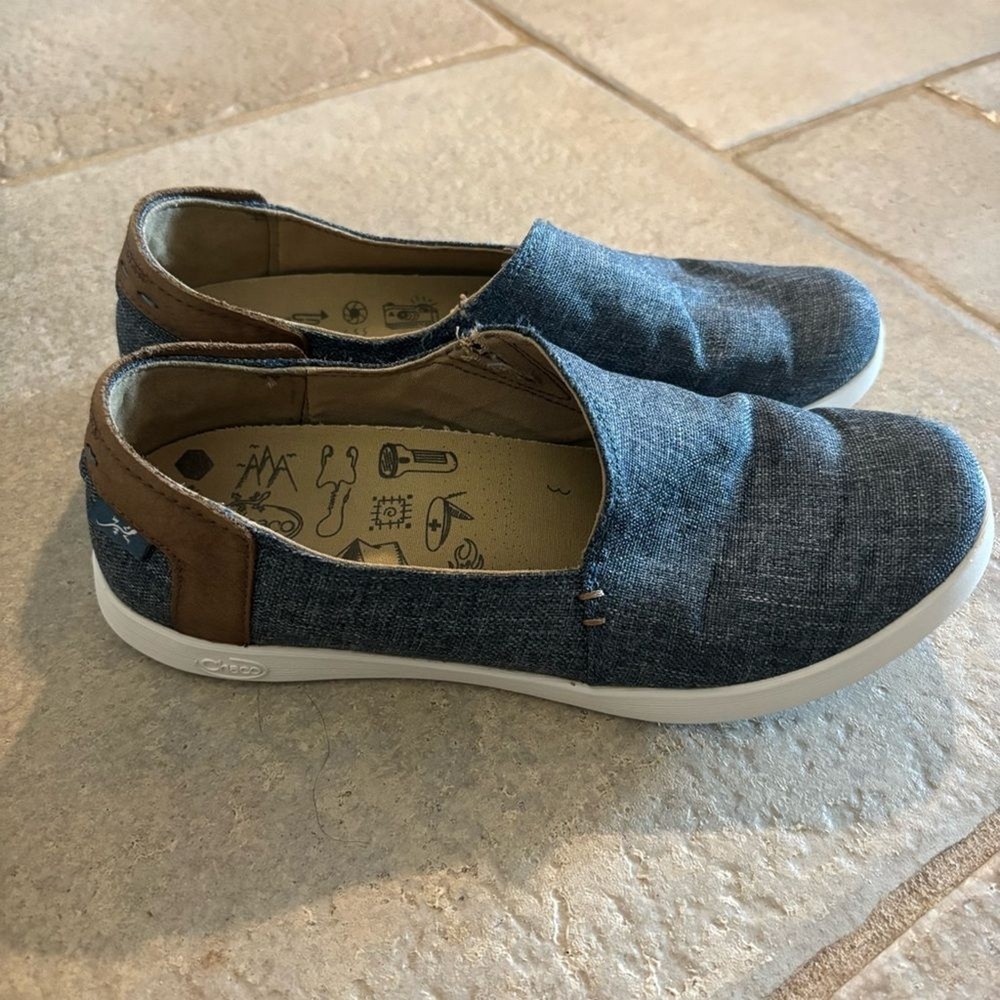 Chaco Womens Ionia Canvas Denim Slip On Casual Shoes Size 8