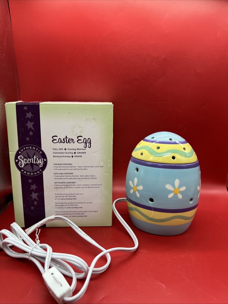 Authentic Scentsy warmer Easter Egg Full Size  NO Light Bulb VGC