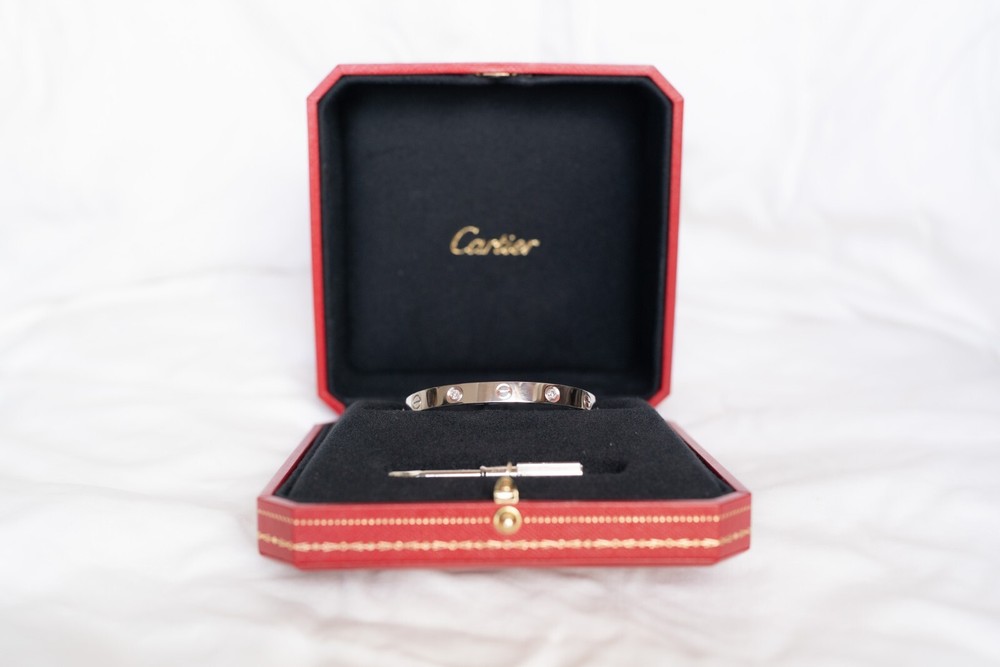 Cartier Love Bracelet in White Gold with 4 Diamonds Size 16