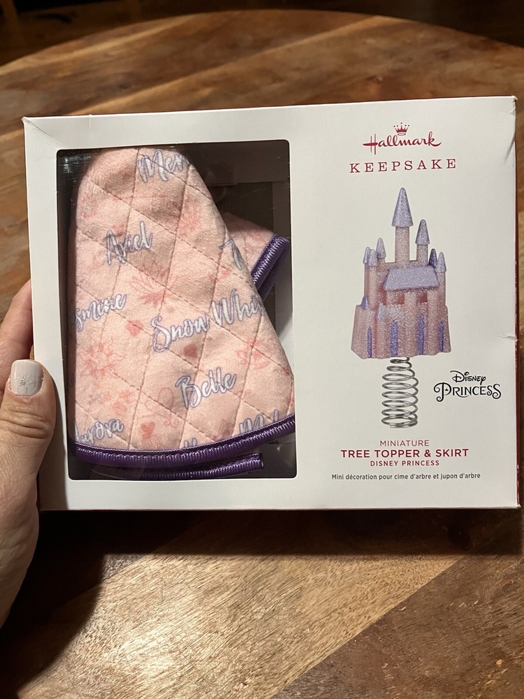 Hallmark Keepsake MINIATURE DISNEY PRINCESS TREE TOPPER & SKIRT Brand New