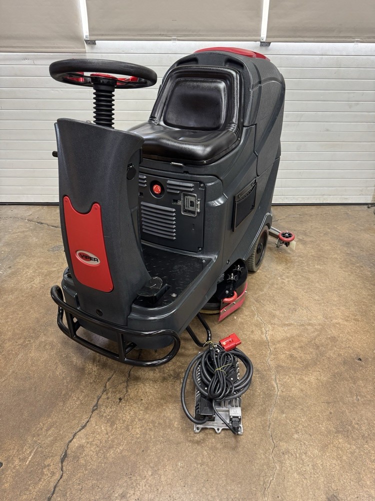 Viper AS710R 28 Ride-On Battery Floor Scrubber 304 Hours 2021 Model