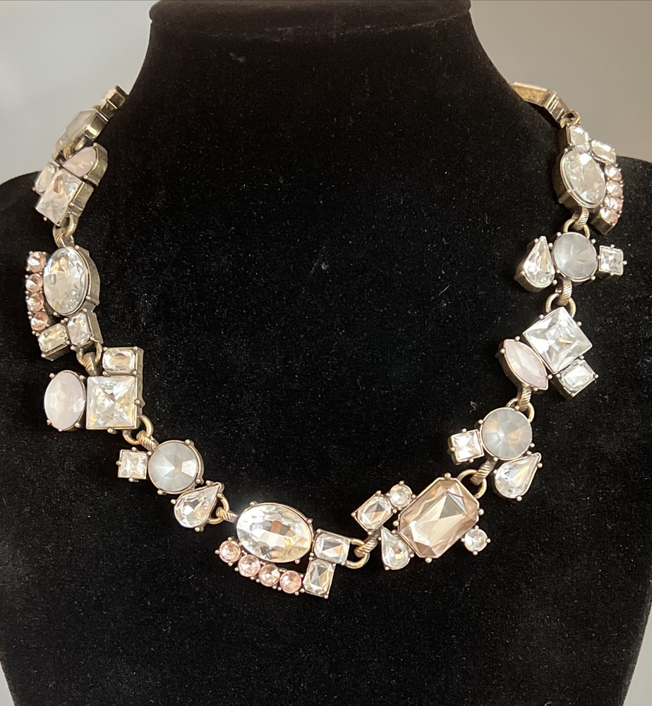 NECKLACE LOFT Stunning!! Multiple Rhinestones In Various Sizes And Shapes, 18”