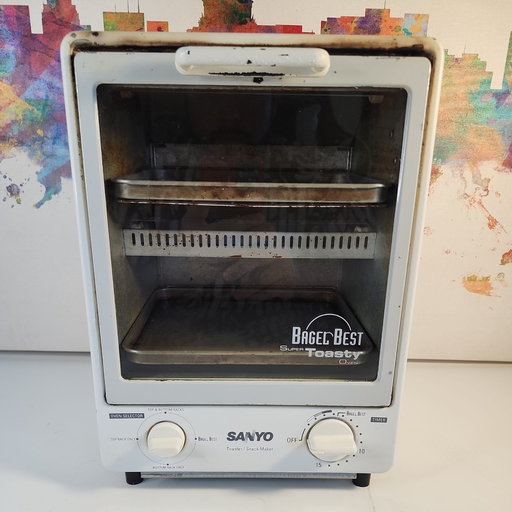 Vintage Sanyo SK-7W Bagel Toaster Oven Super Toasty Clean Retro