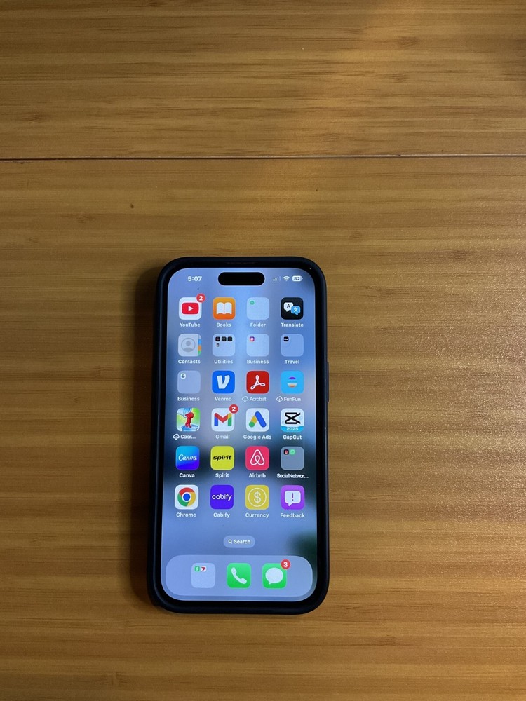 Apple iPhone 15 - 128 GB - Green (Unlocked)