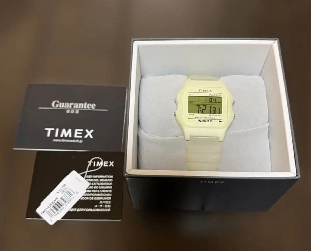 Timex 80 Glow In The Dark Indiglo Digital Watch Vintage Reissue Pre Owned