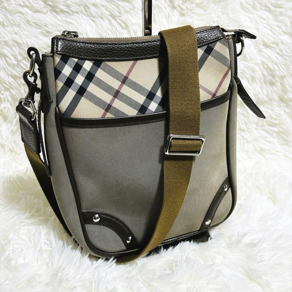 Burberry Shoulder Bag Nova Check Canvas Gray Authentic F1105163