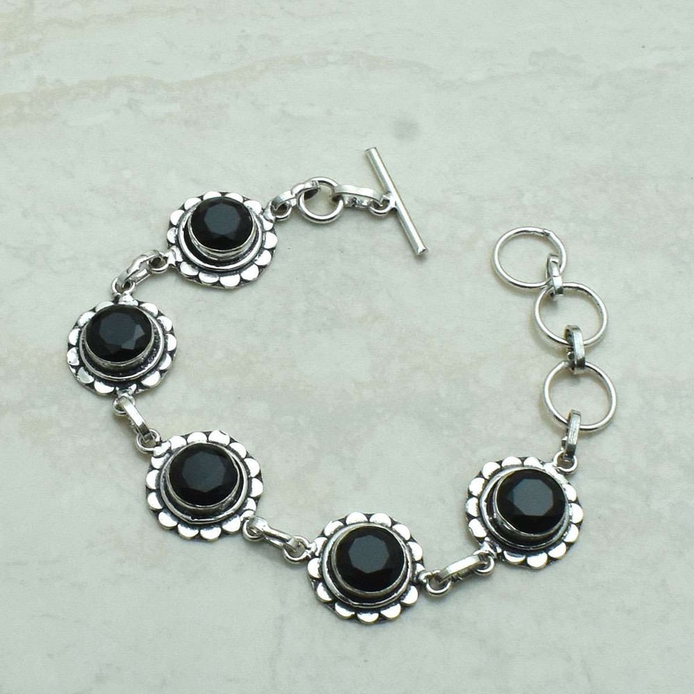 Stylish Black Onyx Gemstone Handmade Ethnic Bracelet for Promise Day 18 Gms AB 68078