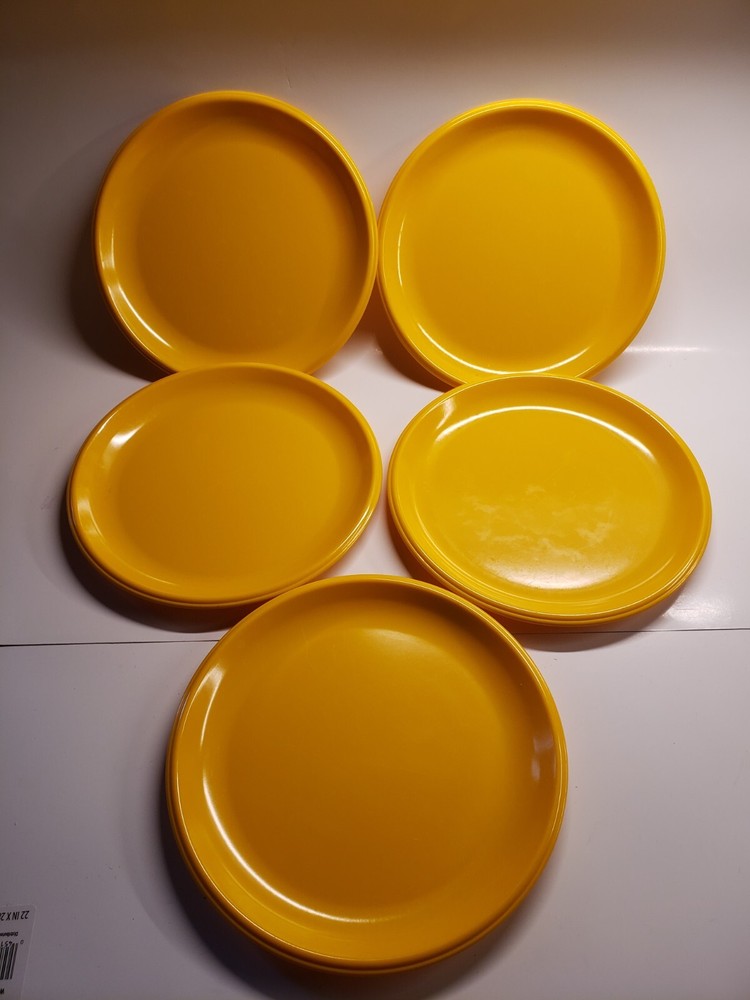 Rubbermaid Plastic Melamine 8 1/4