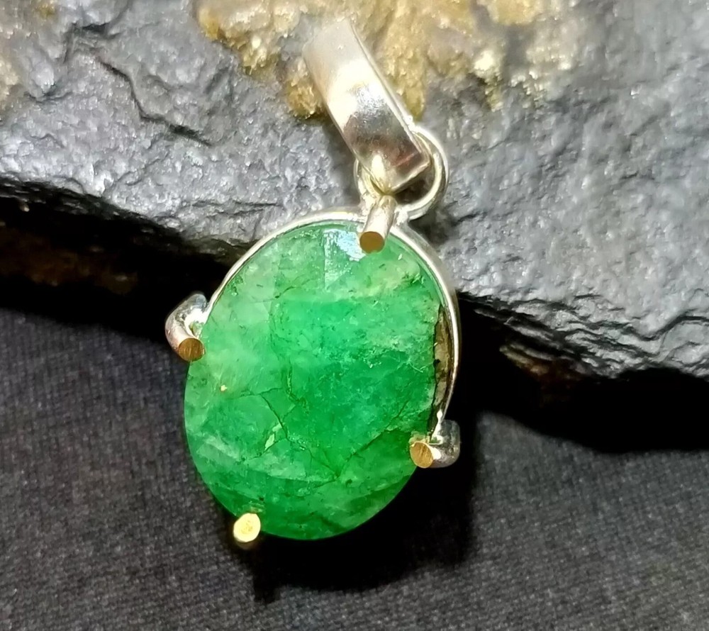 Certified 29.00 Ct Stunning Emerald 925 Solid Silver Oval Cut Pendant Gemstone