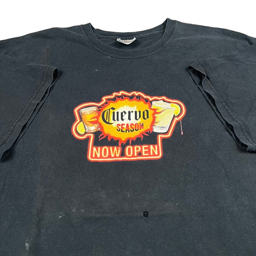 Vintage Y2K 2007 Cuervo black graphic liquor t shirt