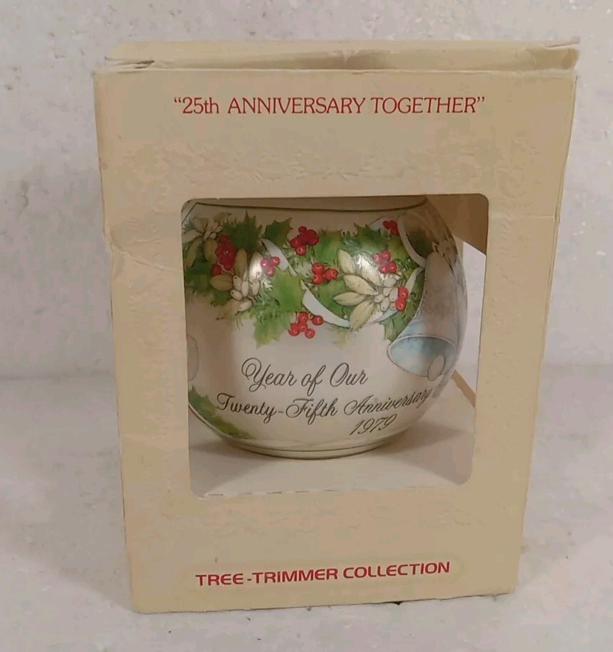 Vintage 1979 Hallmark 25th Anniversary Tree Trimmer Glass Ornament with Original Box