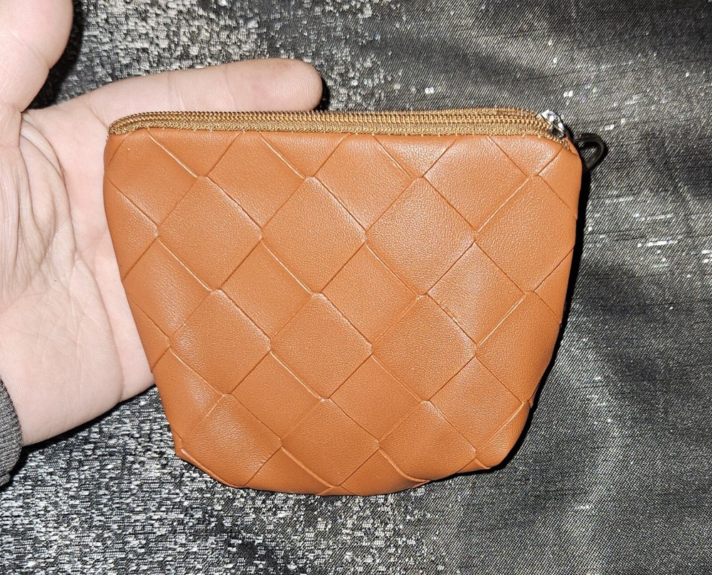 Camel Colored Faux Leather Coin Purse/ Pouch With Keychain BNIB