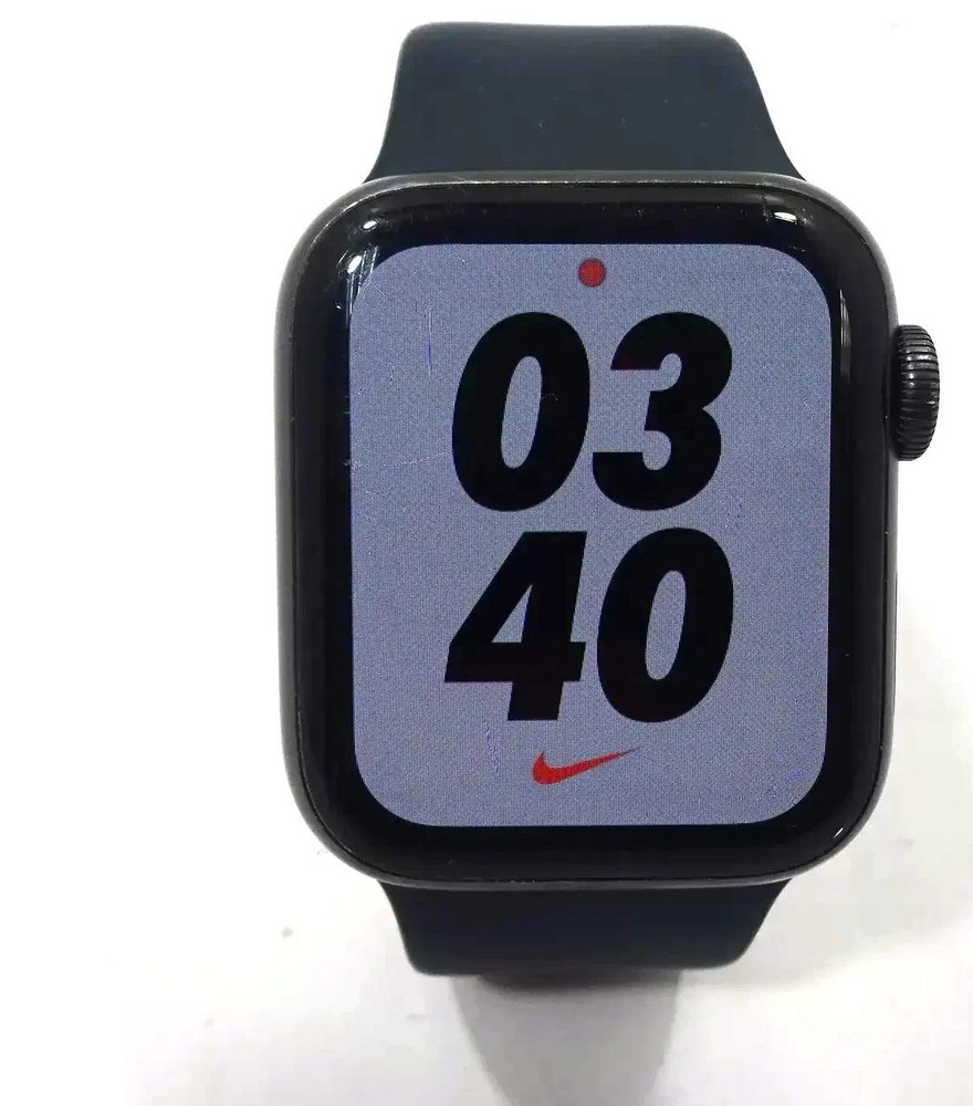 Apple Watch Series 5 GPS + LTE 40mm Aluminum Case in Black - Model A2094