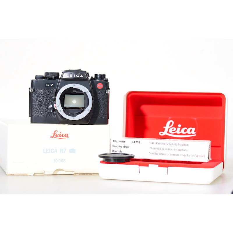 Leica 10068 / Leitz R7 Black Camera - SLR Camera R 7 - Aperture Button DEF