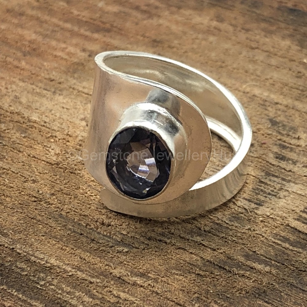 Christmas Sale 925 Sterling Silver Oval Iolite Gemstone Trendy Band Ring Jewelry-image