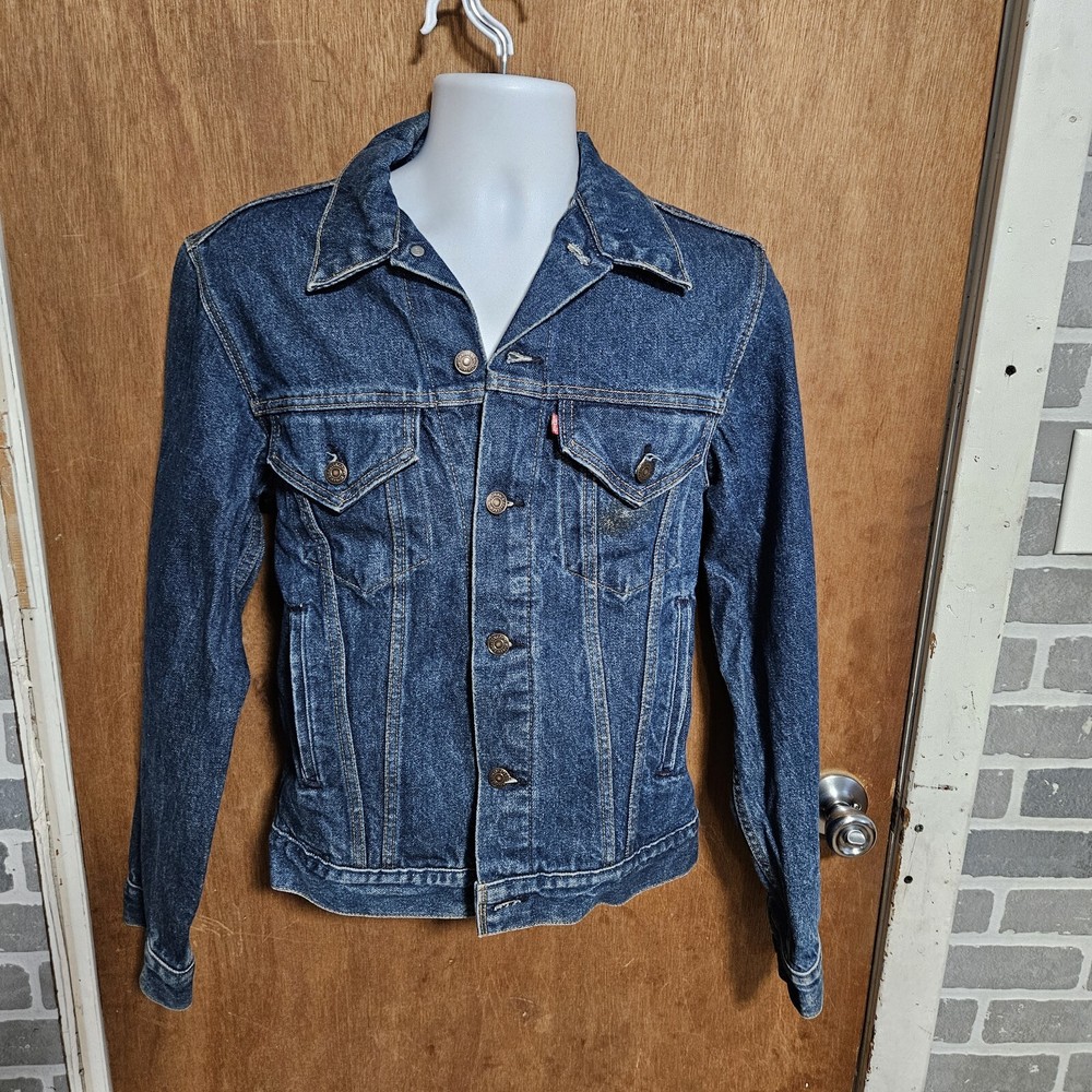 Vintage Levis Denim Trucker Jean Jacket Mens 40L Made In USA 71506-0216