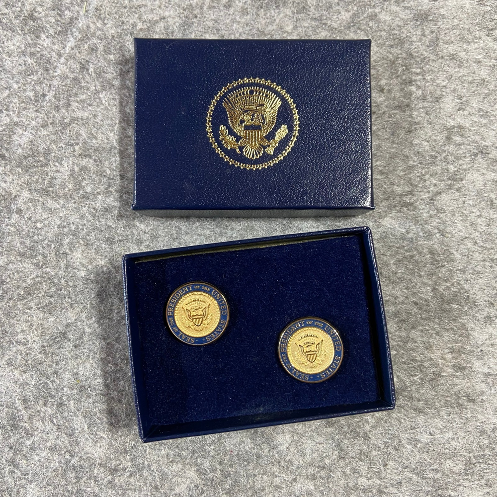 George W Bush - Authentic Presidential Seal Cuff Links & Box - White House issue