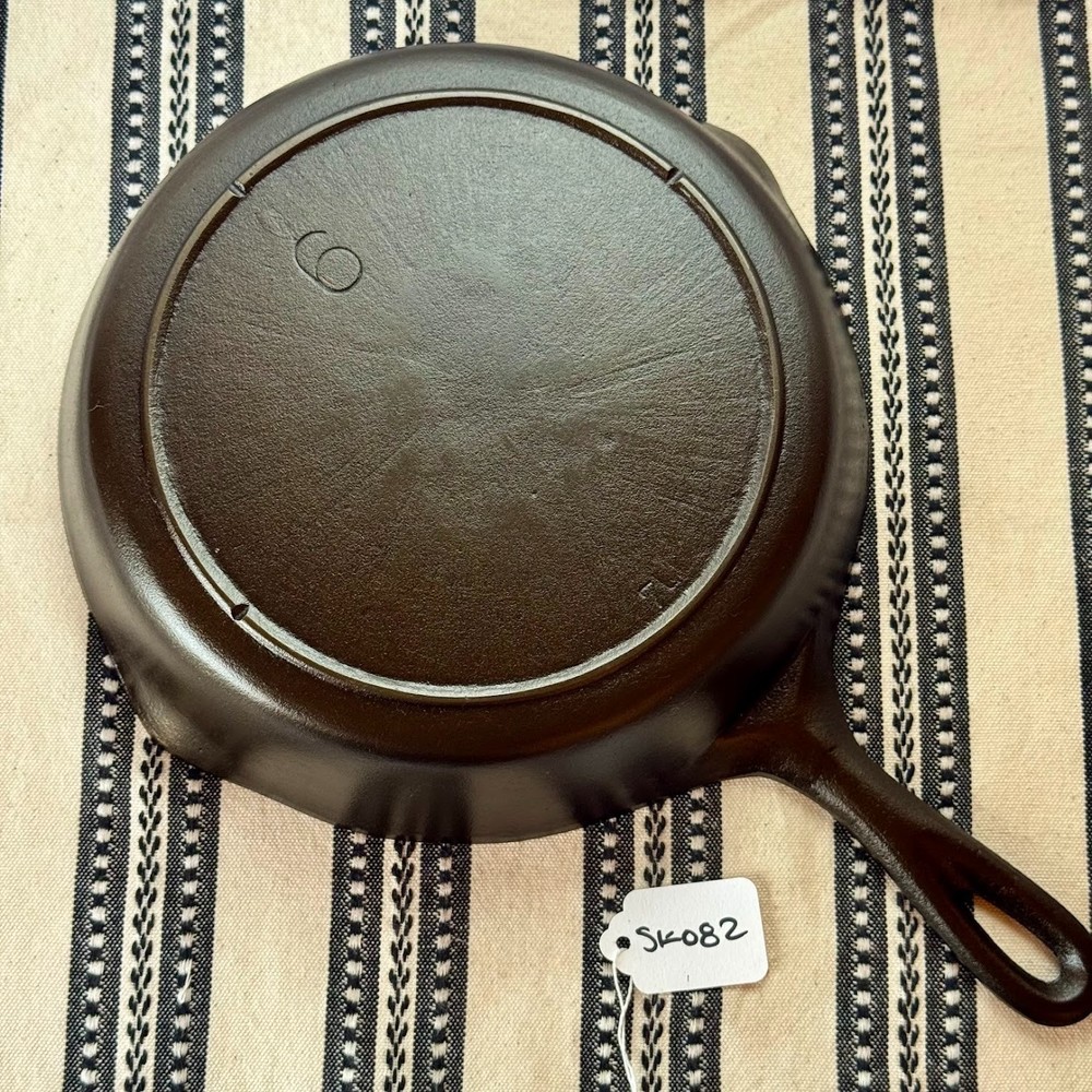Lodge 3-Notch Cast Iron Skillet No. 6