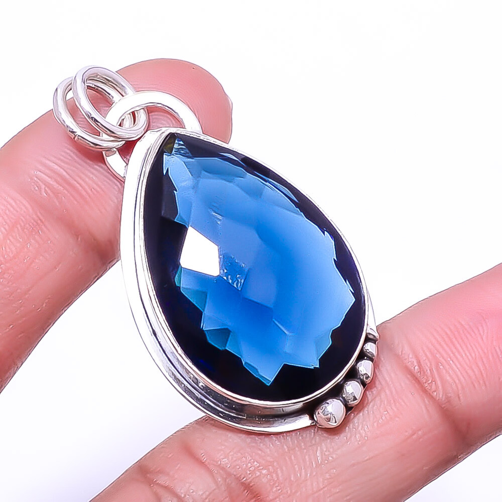 Blue Sapphire (Simulated) 925 Sterling Silver Handmade Pendant 1.72