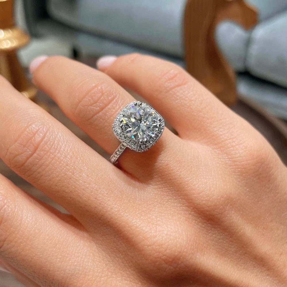 Diamond Ring Round Cut Lab Grown E F VVS2 IGI 4.20 Ct Exclusive 950 Platinum