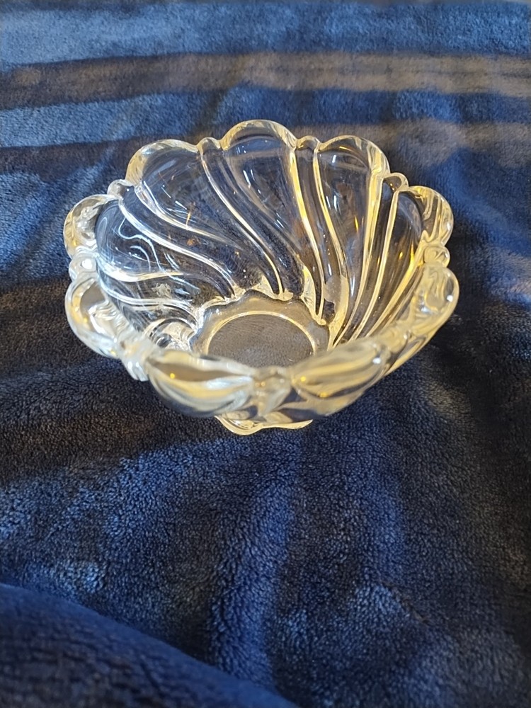 Mikasa Peppermint Swirl Crystal Bowl