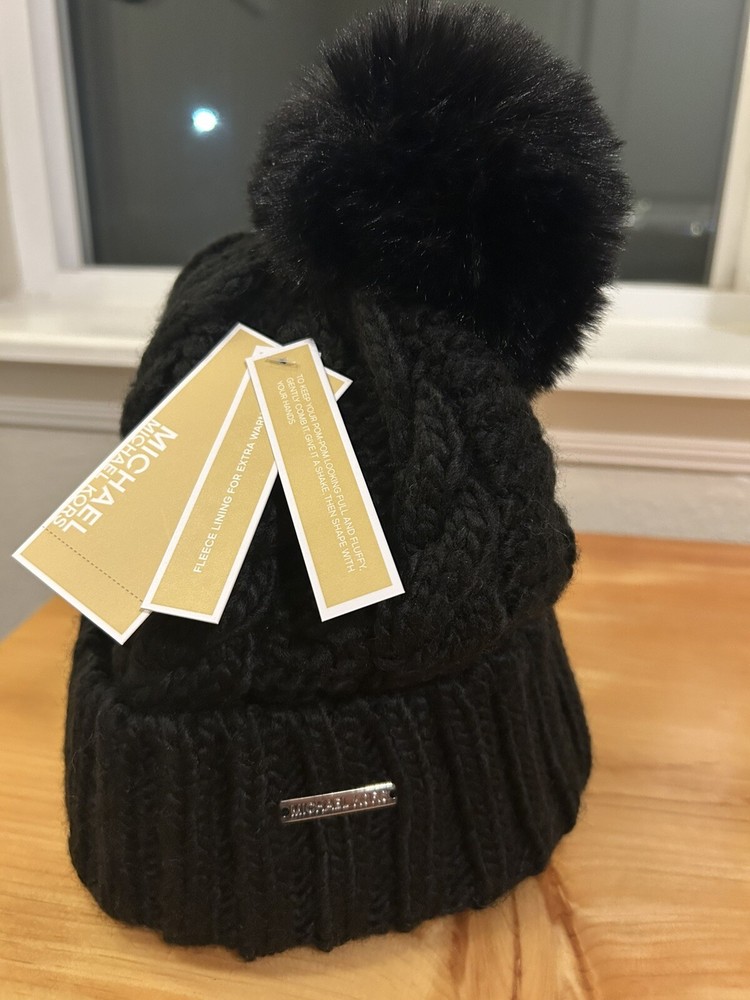 New! Michael Kors Cable Knit Pom Beanie Women’s Fleece LinedHat Black, MSRP $68