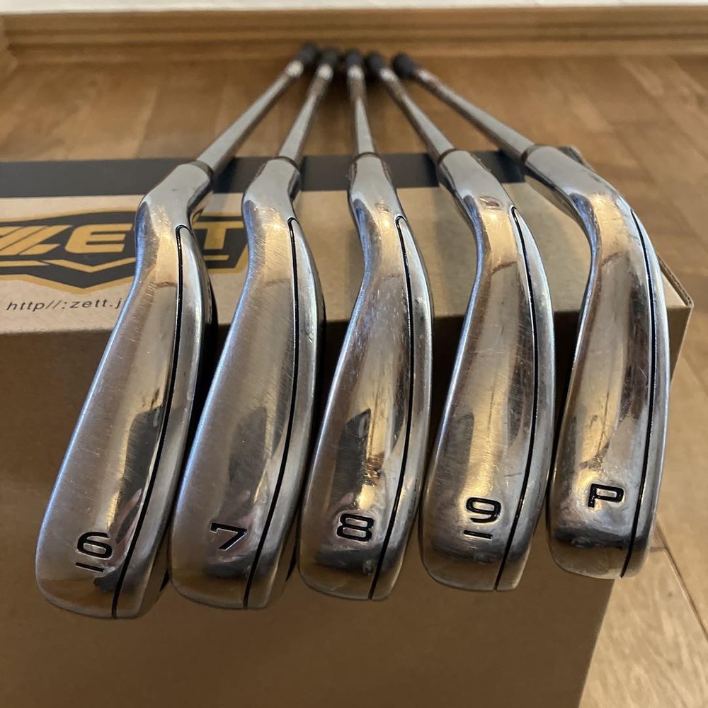 Callaway Rogue ST Max OS Iron Set 6-PW with Dynamic Gold 95 S200 Shafts Pre-Owned