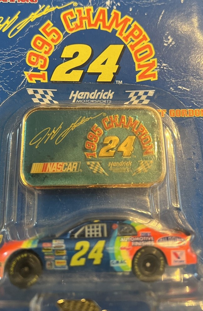 1995 NASCAR Jeff Gordon #24 1/64 Scale Diecast Car by Racing Champions