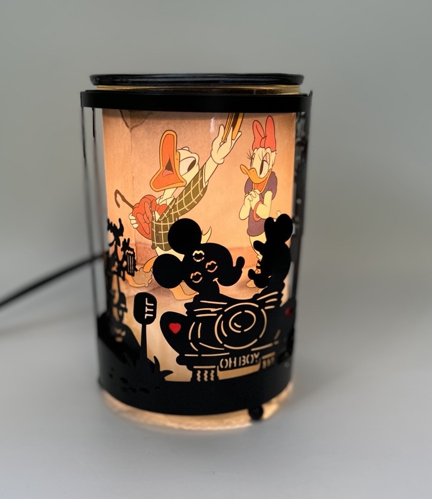 Disney SCENTSY Drive-in Warmer MICKEY Minnie Daisy Donald Movie Theatre Light