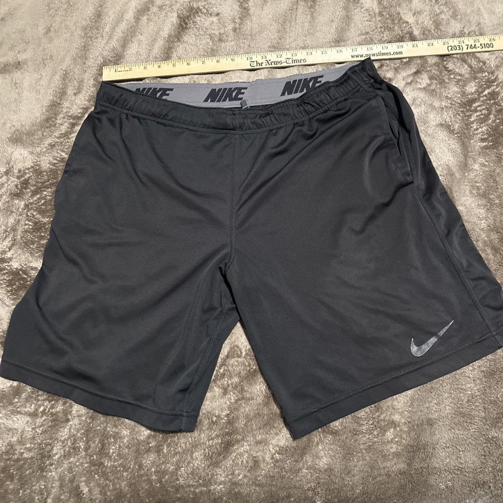 Vintage Nike Shorts Men's M/L Black Basketball Athletic Gym Active Pockets W 36