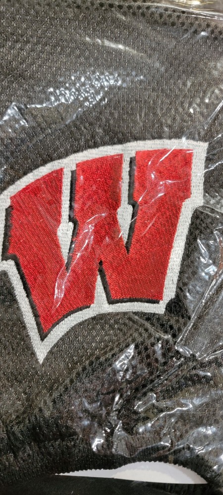 2pc NCAA Wisconsin Badgers Car Headrest Covers Set for Cars & Trucks  