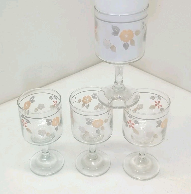 Pfaltzgraff Wyndham 4-Piece 6 oz Stemmed Water Wine Glass Set  