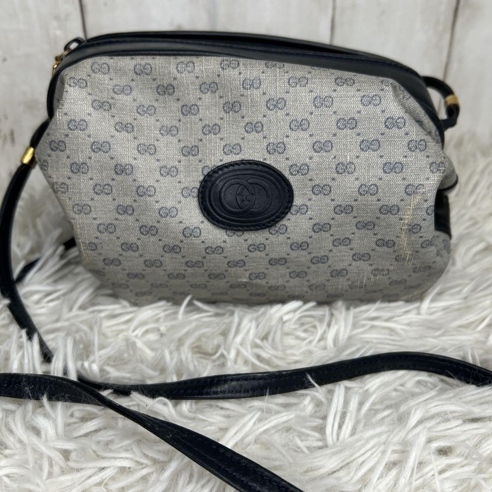 Gucci GG Supreme Micro Pochette Shoulder Bag Logo Near Mint Condition
