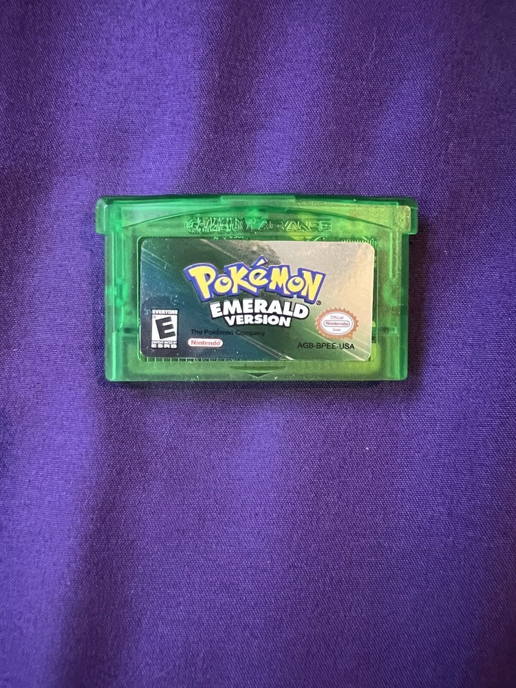 Nintendo Pokemon Emerald Video Game