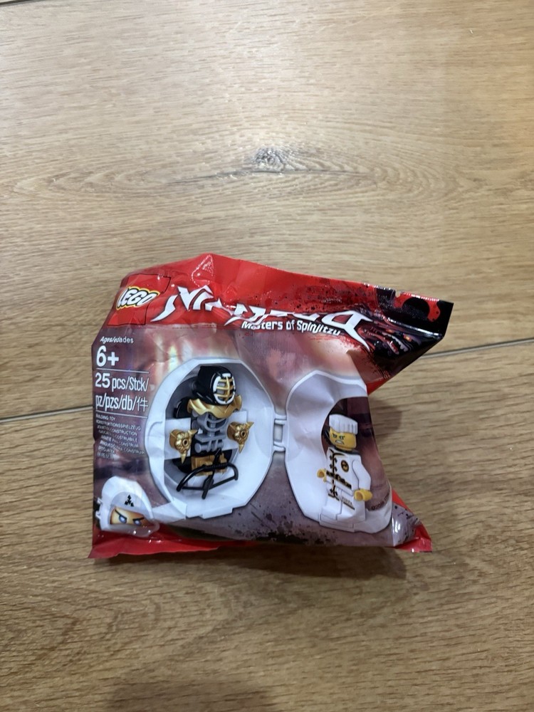 Lego Ninjago Zane Kendo Training Pod 5005230 Spinkitzu Masters