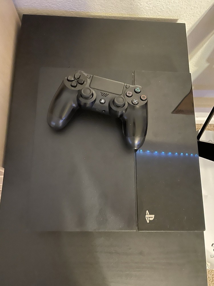 Sony PlayStation 4 Slim 500GB Black Console with PS4 Controller in Good Condition