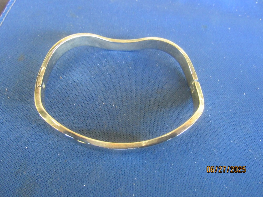 Vintage Sterling Silver Swirl Design Bracelet Elegant Stylized Charm